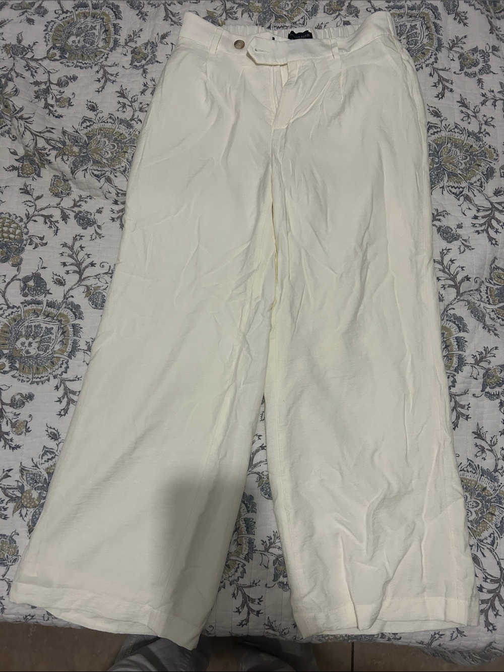 Banana Republic Cream Wide-Leg Pants